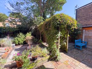 Photo 8- click for photo gallery